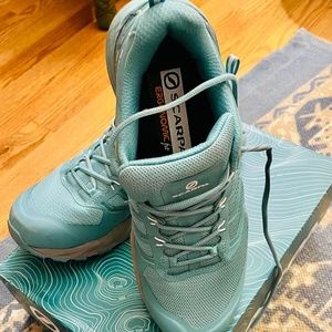 Women’s Scarpa ‘Rush’ trail running shoes